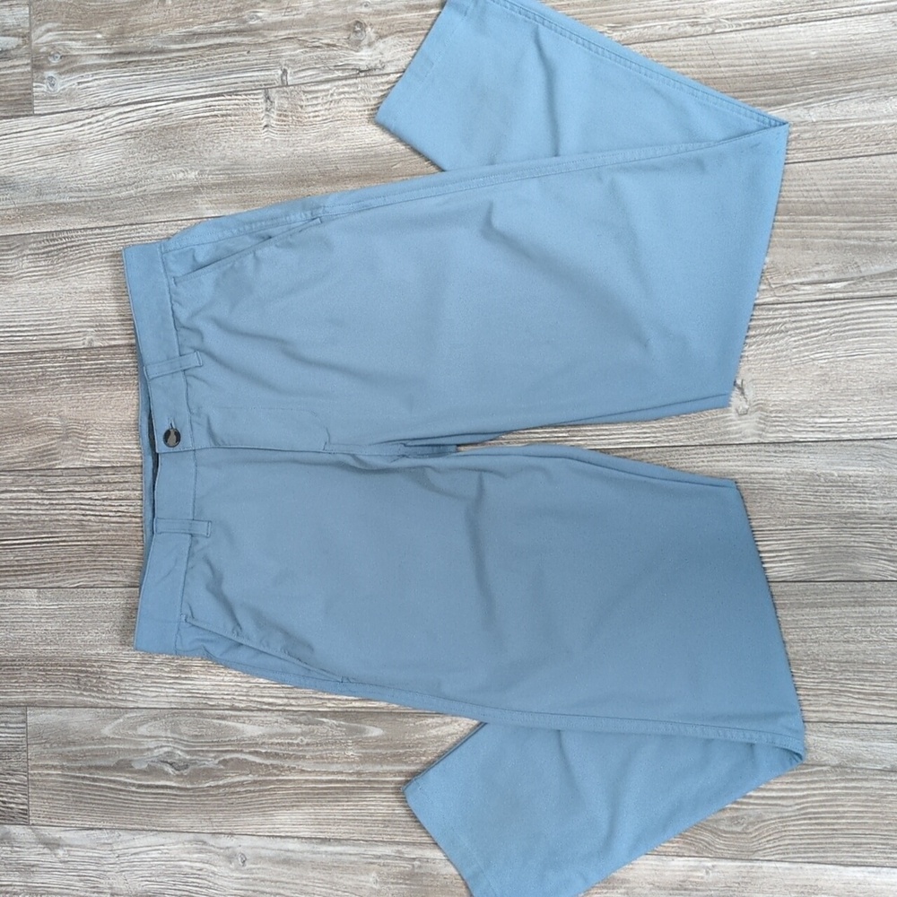 32 Degrees Men's Light Blue Performance Pants Sized 32